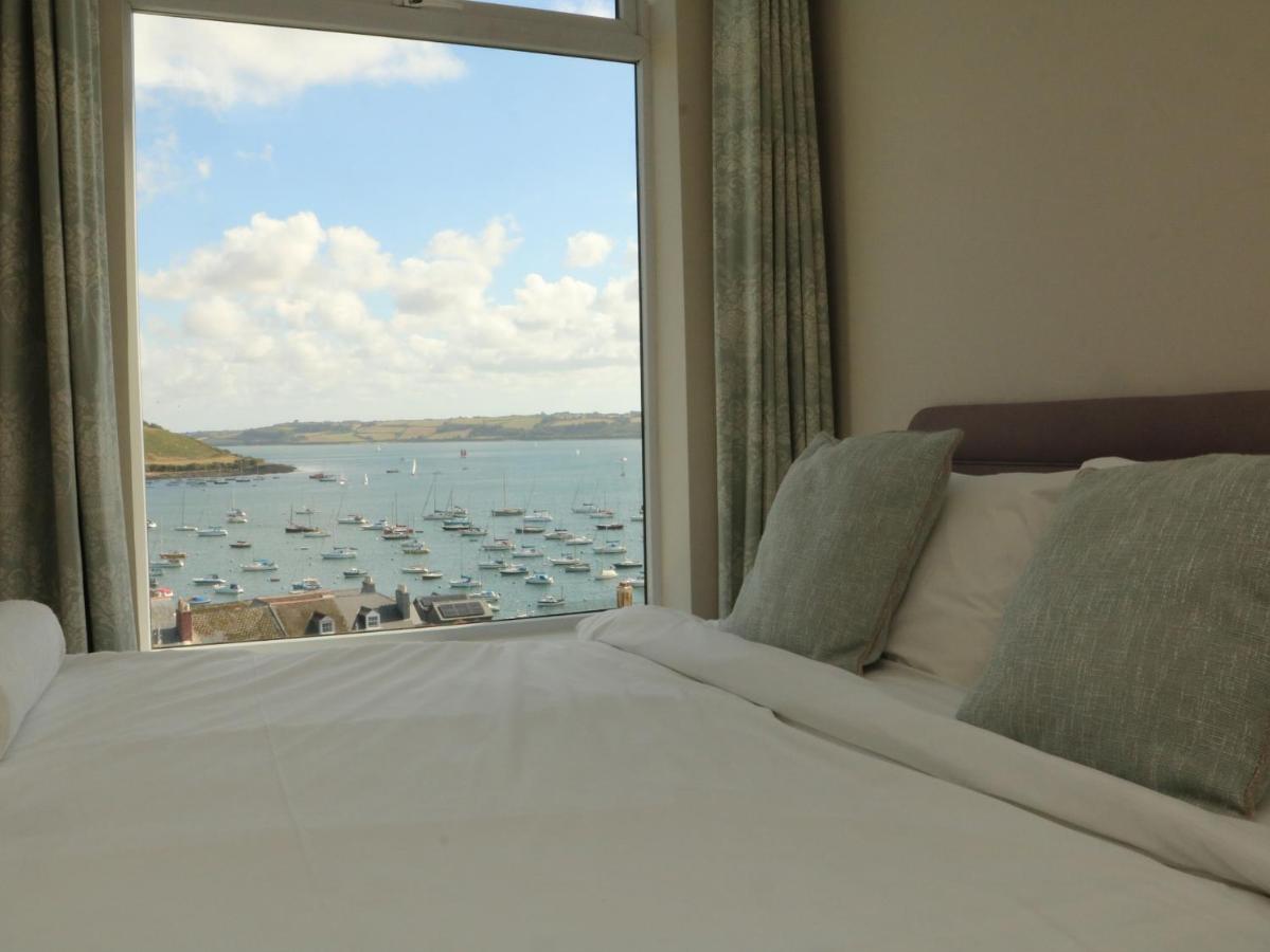 Through The Porthole Villa Falmouth Exterior photo